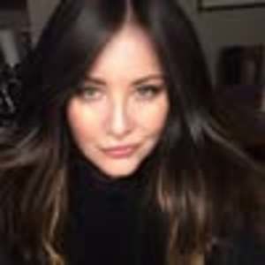 Meet your Posher, Valerie